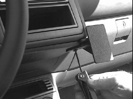Brodit ProClip, Volkswagen Polo 00-01