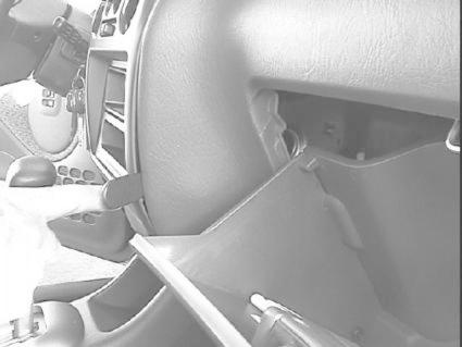 Monteringsbygel för bilinteriör, viss del av instrumentpanel.