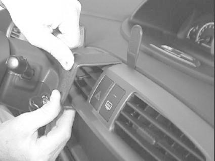 Monteringsbygel för Hyundai Matrix, placeras vid luftventil.