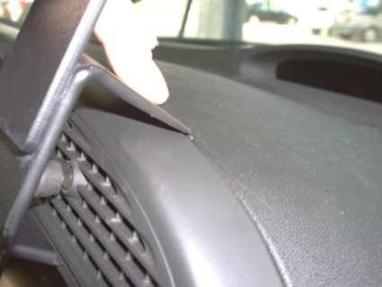 Det är en del av interiören i en Saab 9-3 från 2003-2006.