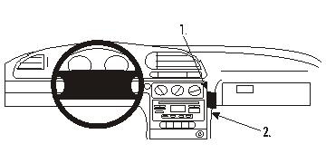 Instrumentbräda med ratt, luftutblås, stereo och förvaringsutrymme.