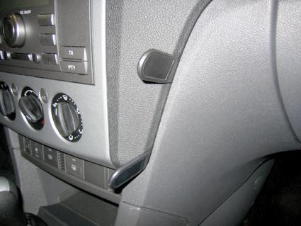 Kontrollpanel och knappar i en Ford Focus 05-10.