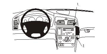 Bild av instrumentbräda med stereoinstallation och kontroller för Volvo V70 05-08.