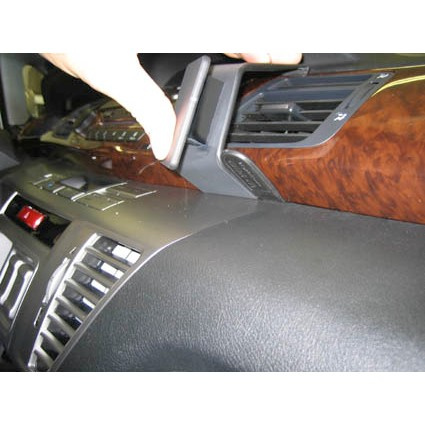 Honda FR-V 05-11, Vinklad