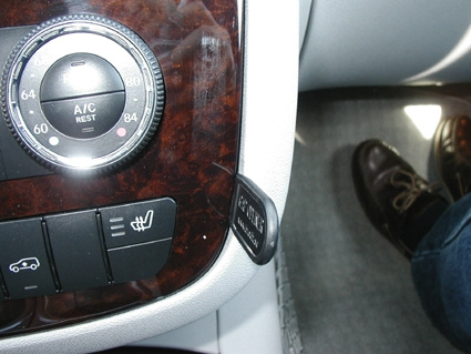 Brodit ProClip, Mercedes Benz R-Class 06-14