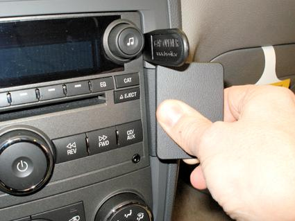 Monteringsbygel för att fästa en enhet i Chevrolet HHR.