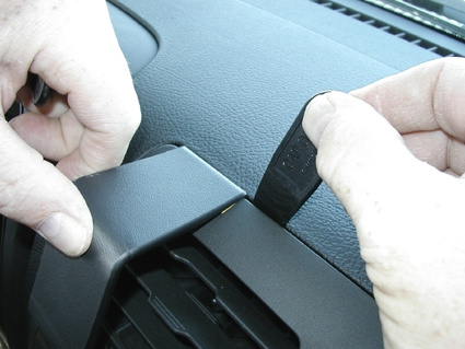 Brodit ProClip, Hummer H3 05-11