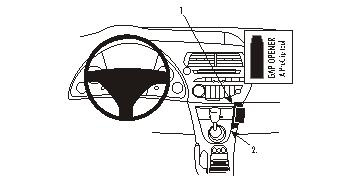 Instrumentpanel med ratt, kontroller och fack för GPS-öppnare.
