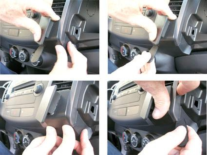 Installation av panel på Citroen C-Crosser 07-13, visande fyra steg.