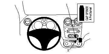 Bilens interiör med instrumentbräda, ratt och knappar.