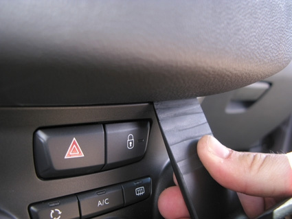 Brodit ProClip, Peugeot 2008/208 12-19