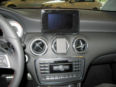 Brodit ProClip, Mercedes Benz GLA-Class 13-19