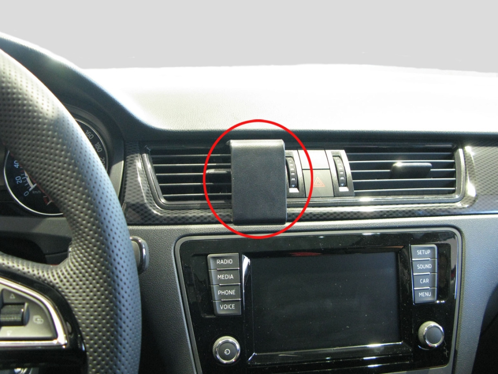 Brodit ProClip, Skoda Rapid 16-17