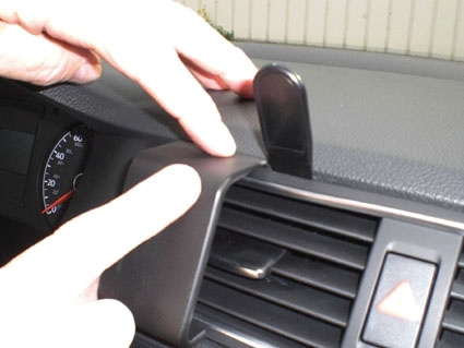 Brodit ProClip, Volkswagen Jetta 11-18