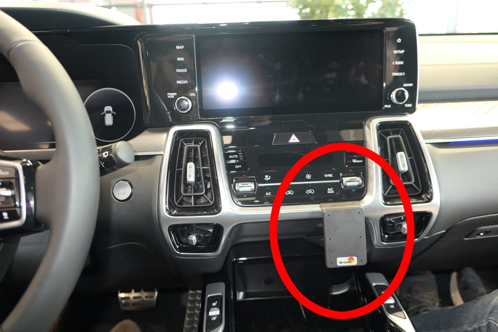 Brodit ProClip, Kia Sorento 21-24