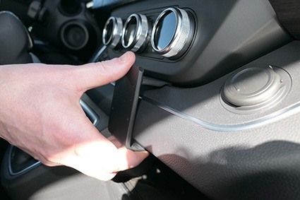 Brodit ProClip, Nissan/Renault