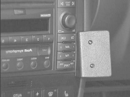 Monteringsbygel för Audi A3 01-02, fäste vid bilens radio.