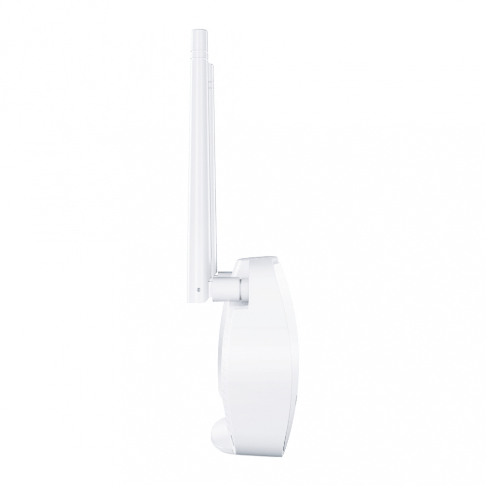 En vit router med en lång antenn på sidan.