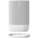 Sonos Move 2 bärbar högtalare med Bluetooth och Wi-Fi, vit En vit bärbar högtalare med Bluetooth och Wi-Fi.