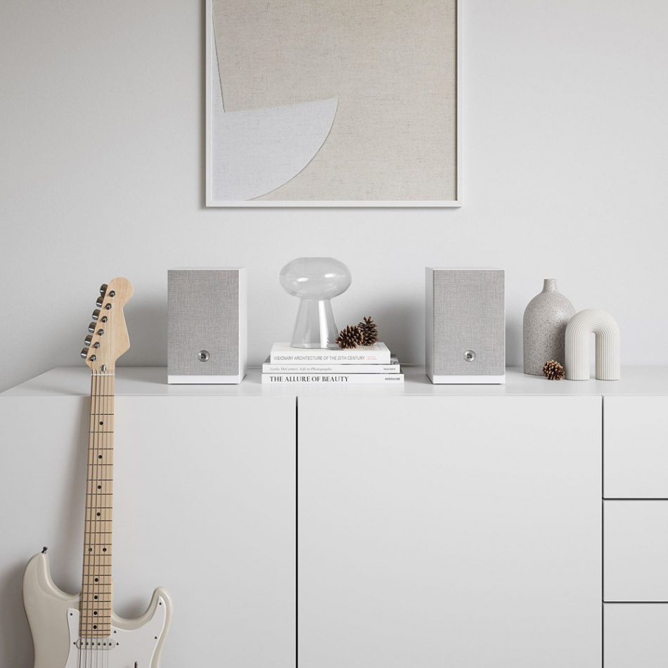 Audio Pro A28 W aktiva stativhögtalare med Wi-FI, vit