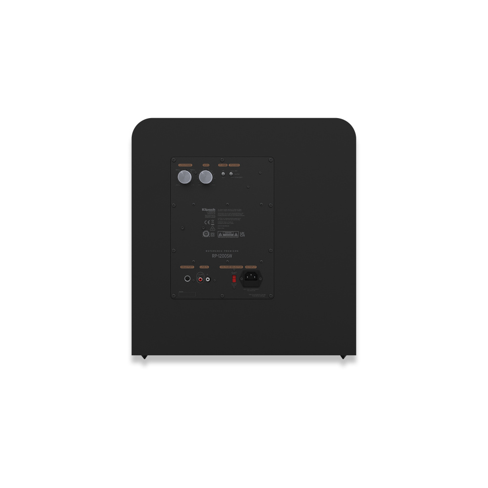 En svart aktiv subwoofer med kontroller och anslutningar på baksidan.