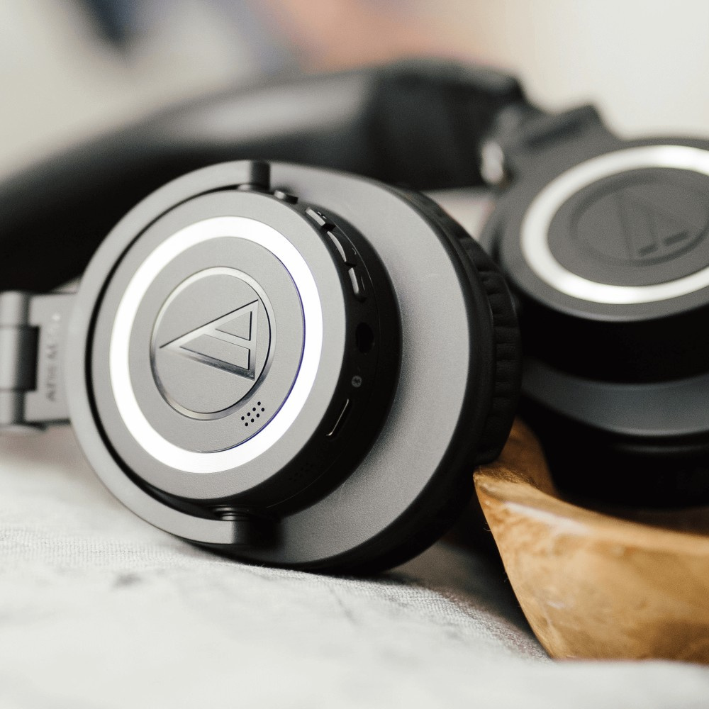 Audio Technica ATH-M50xBT2, trådlösa over-ear hörlurar, svart