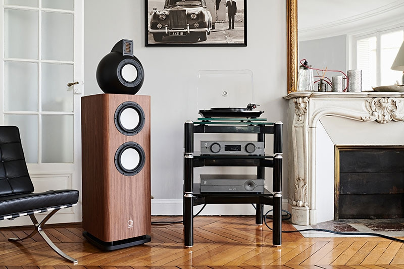 Elipson A2700 effektförstärkare