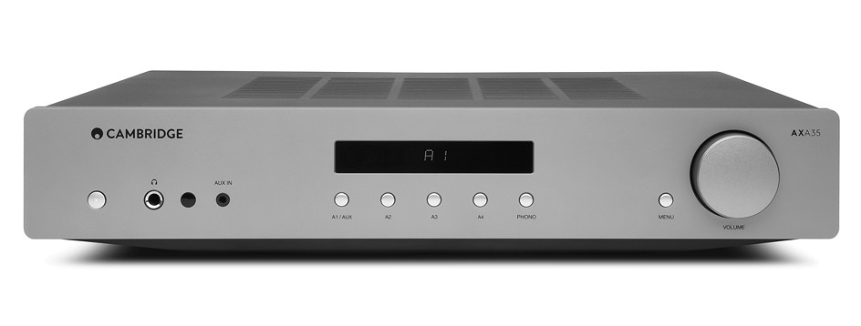 Stereoförstärkare med flera ingångar och volymkontroll.