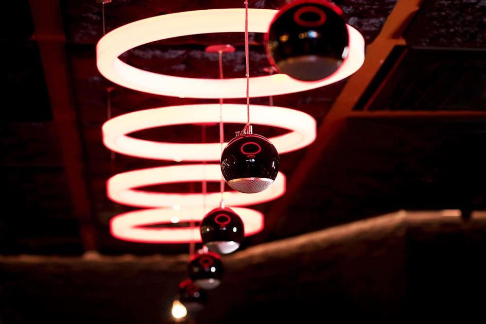 Elipson Planet M klothögtalare 5.0 set svart