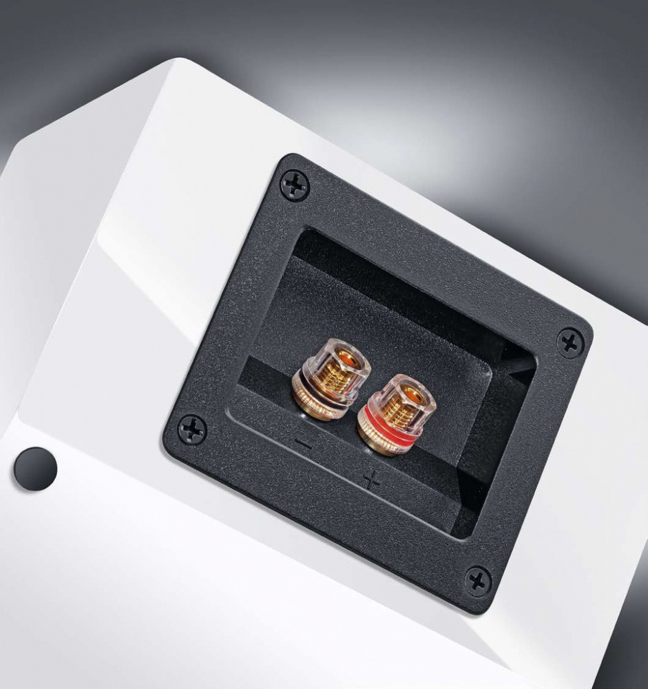 Heco AM200 Dolby Atmos-högtalare med anslutningsplats bak.