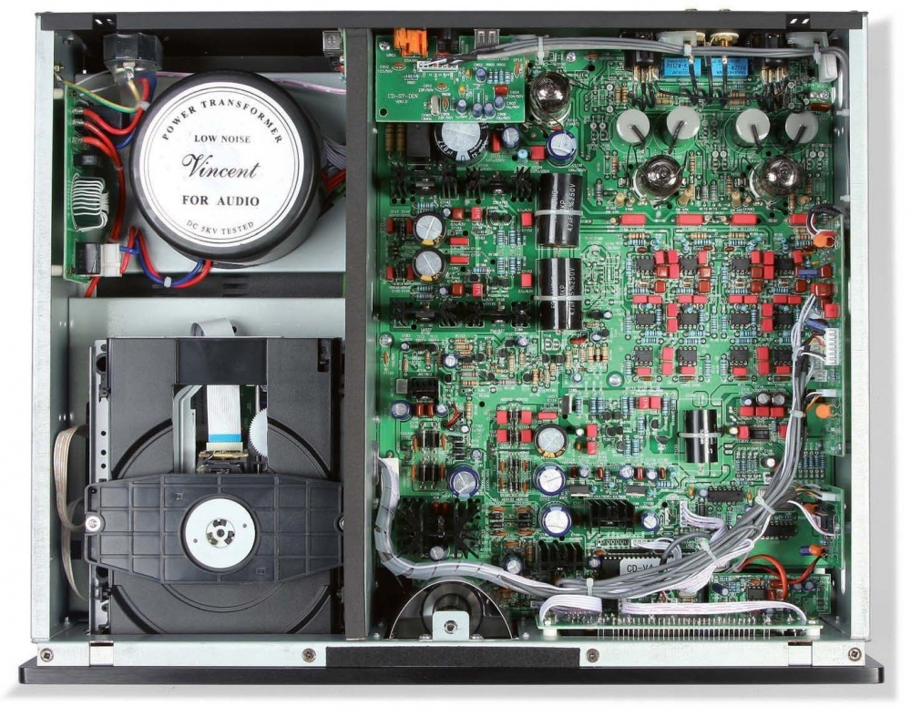 En översikt av insidan av Vincent CD-S7 CD-spelare med DAC.