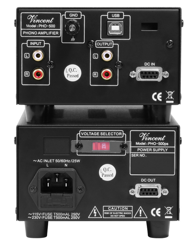 Phono-förstärkare med USB, bakpanel med anslutningar och voltage selector.