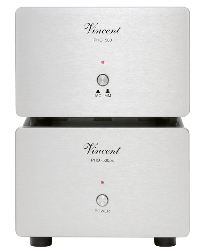 Ett silverfärgat RIAA-steg med USB, modell Vincent PHO-500.