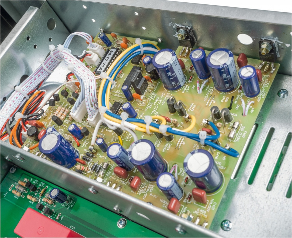 Vincent SP-T700 monoblock med rörbaserad ingång