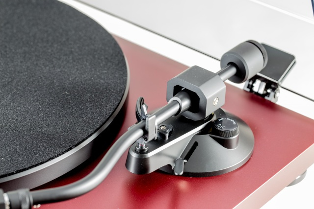 Teac TN-400BT, skivspelare med Bluetooth Matt Röd