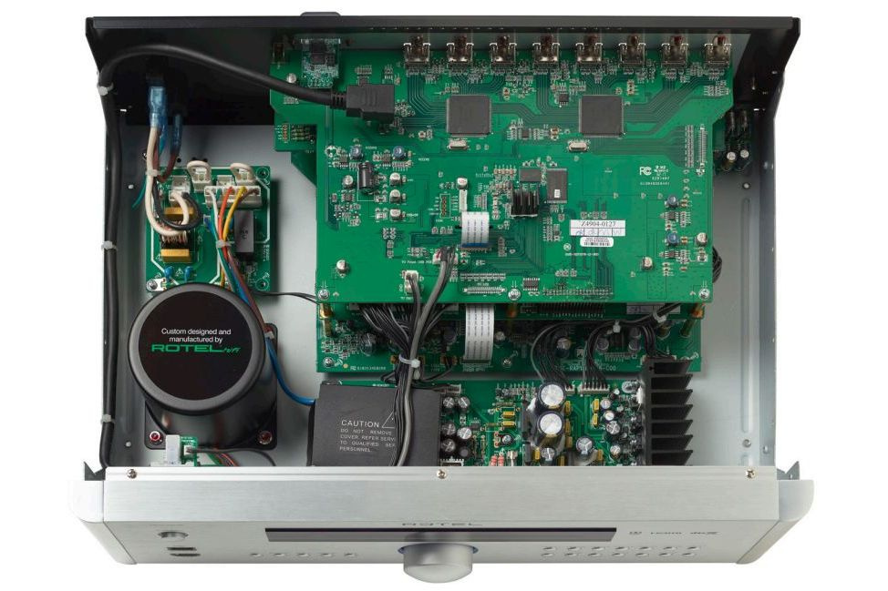 Rotel RSP1576 bioprocessor/försteg, svart