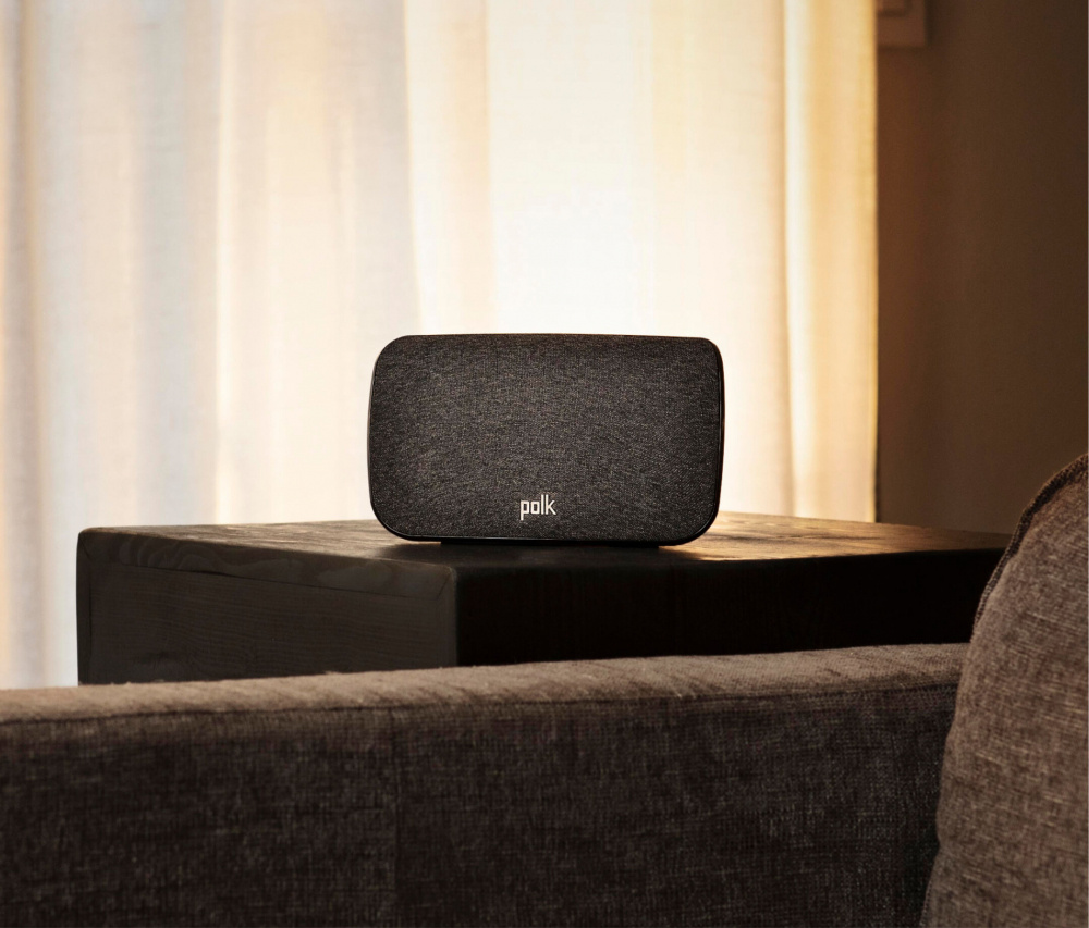 Trådlös surroundhögtalare från Polk Audio i stilren design.