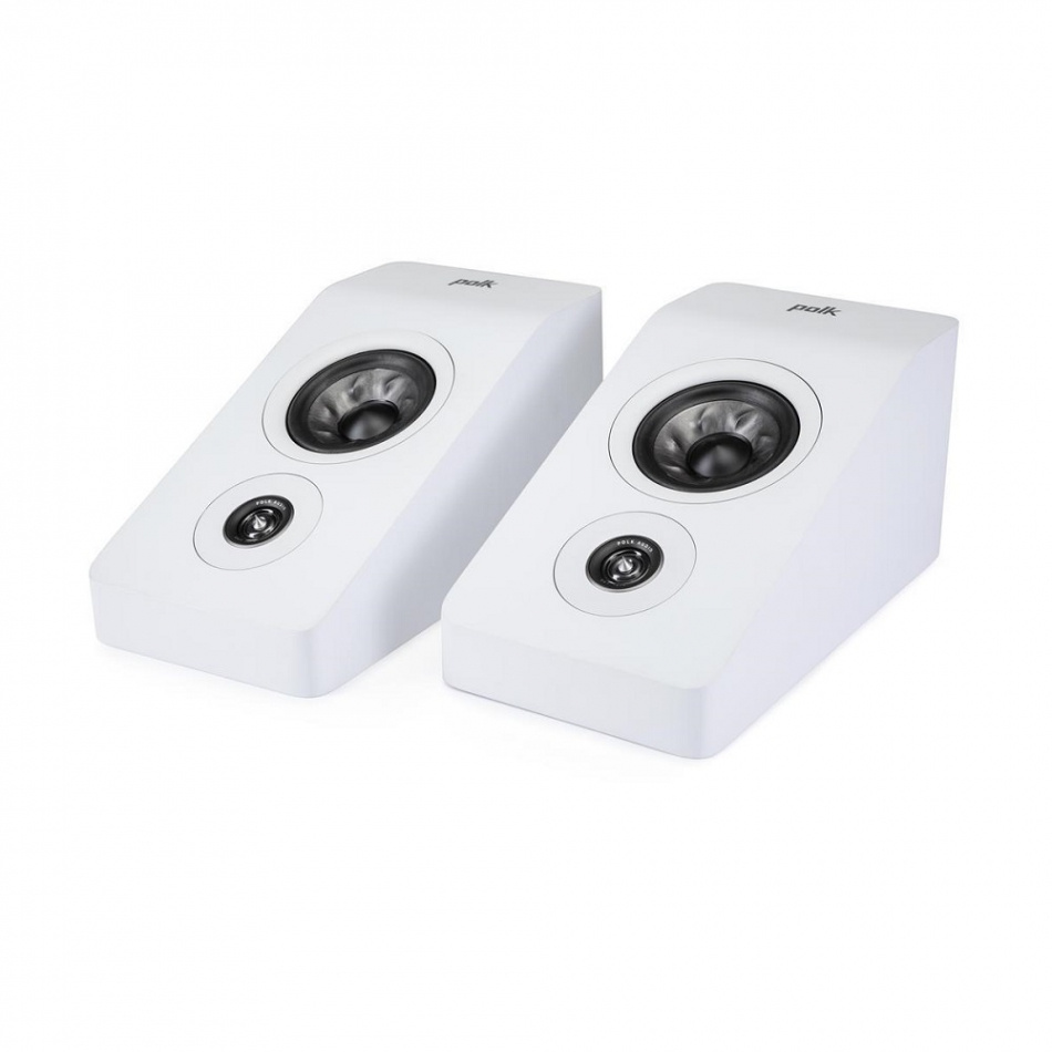 Två vita Dolby Atmos-högtalare med lutande design.