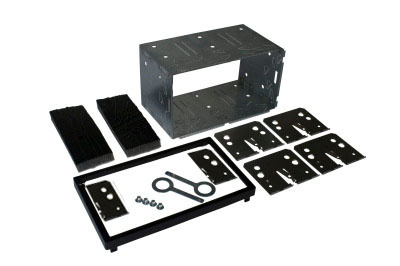 Monteringsram och tillbehör för Alpine ILX-702D bilstereo.