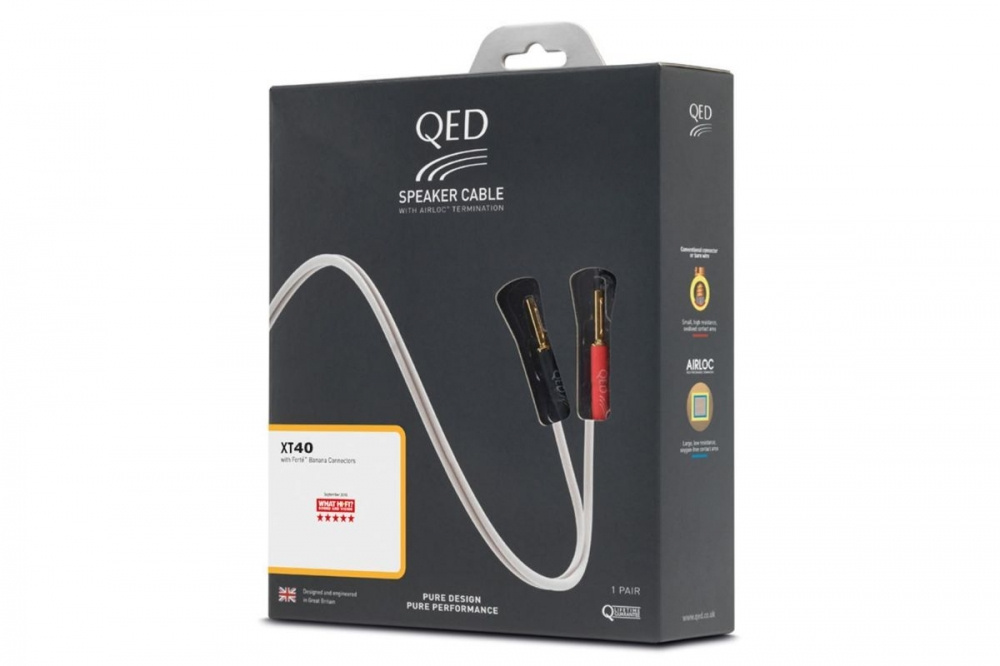 Förpackning av QED Reference XT40 högtalarkabel med terminerade kontakter.