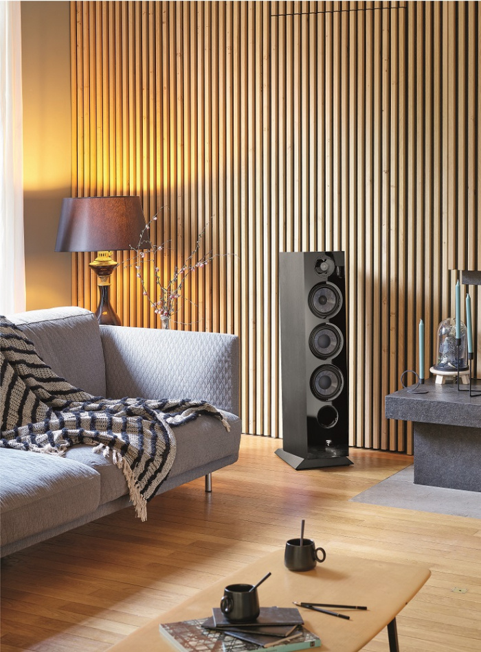 Focal Chora 826 golvhögtalare, svart, demoexemplar