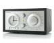 Tivoli Audio Model Three BT USB bordsradio med Bluetooth, svart/silver Bordsradio med Bluetooth, klocka och analog radiofunktion i svart/silver.