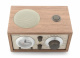 Tivoli Audio Model Three BT USB bordsradio med Bluetooth, valnöt/beige Bordsradio med träfinish, rund högtalare och analog display. Bluetooth-anslutning.