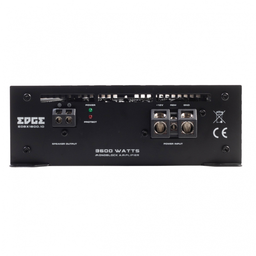 Förstärkarens baksida med anslutningar och teknisk information.