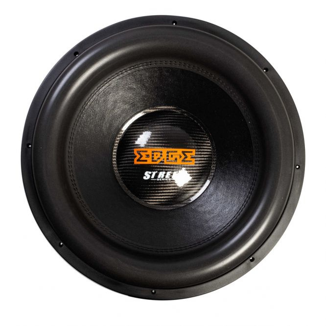 Ett 18-tums baselement med svart ram och en carbonlook mitt.