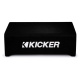 Kicker KickPack KKPDF212, baspaket med sluten nedåtriktad 12 tums baslåda, slutsteg och kablage Kicker KickPack KKPDF212, baspaket med sluten nedåtriktad 12 tums baslåda, slutsteg och kablage