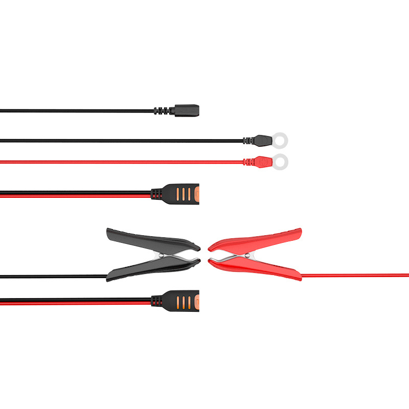 Laddningskabel med klamrar för batteriladdare, röd och svart färg.