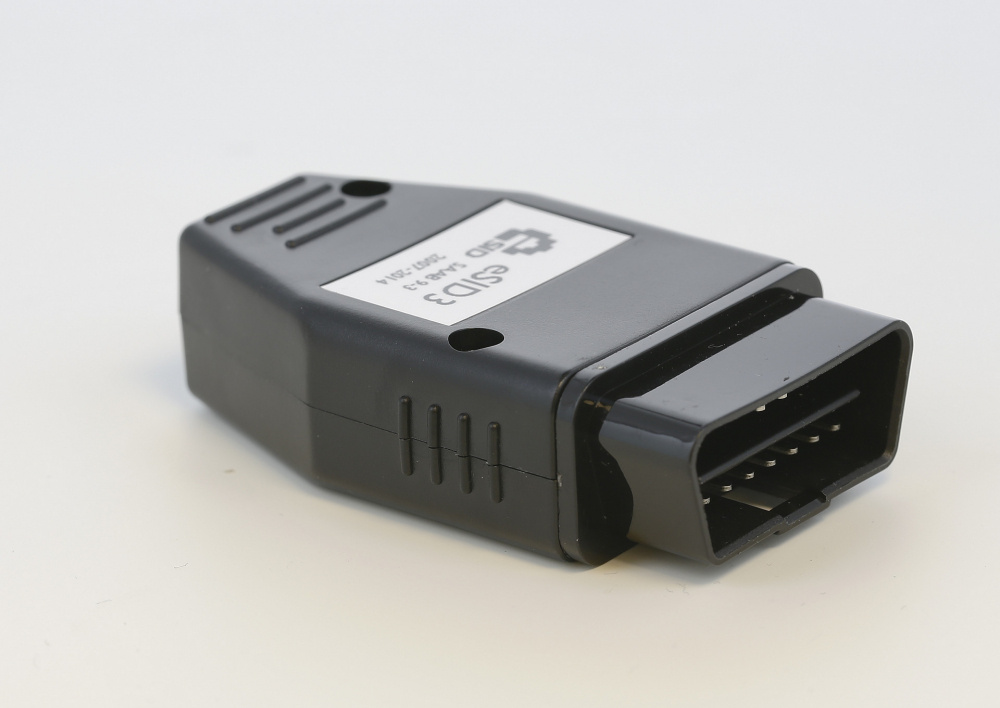En svart OBD2-adapter för SAAB 9-3 2007-2014.