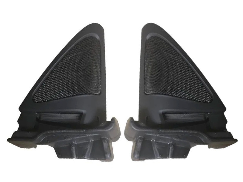 Ett par BMW original diskantlist för F32/F33/F36 2013-2020.