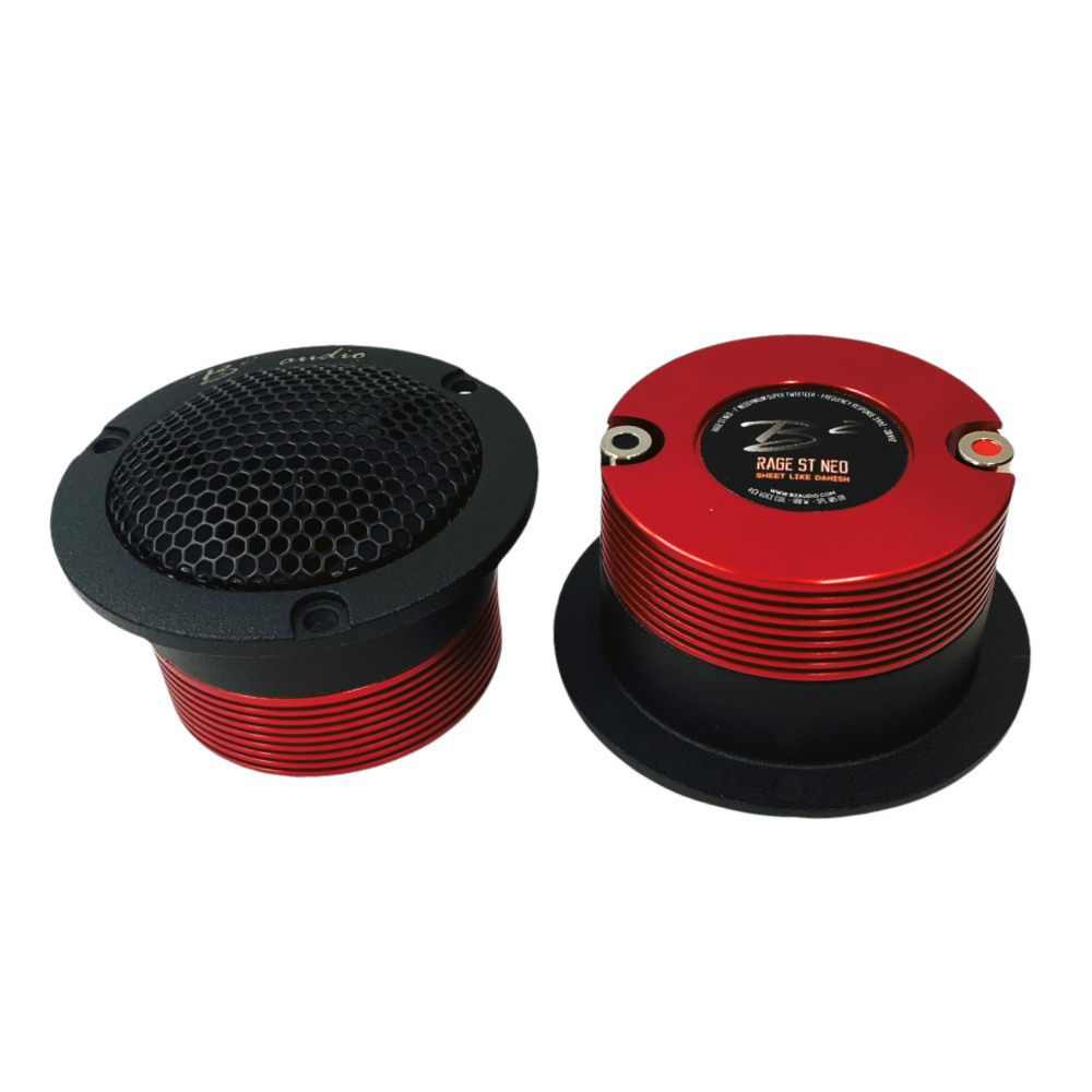 Två horndiskanter med röd och svart design, av modellen B² Audio RAGE ST NEO.